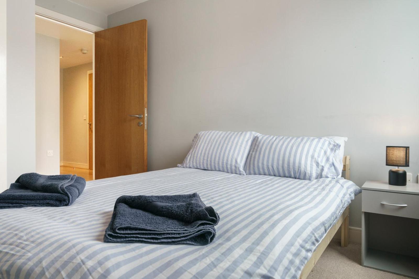 Stylish City Centre 2 Bedroom Apartment With Belfast Cityscape View Buitenkant foto